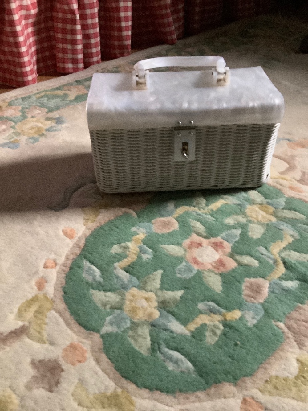 Vintage Marcus Brothers Pearlescent Lucite and Wicker 2950’s Wicker Box Purse